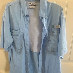 Columbia men button down shirt